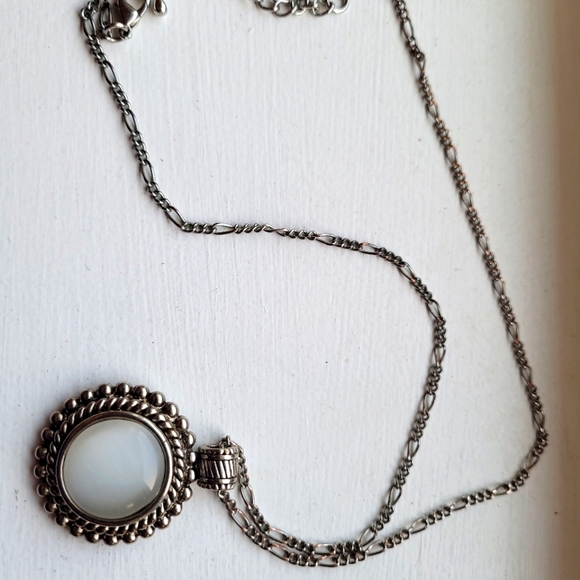 Silver Fashion Chain and Pendant - Picture 1 of 1